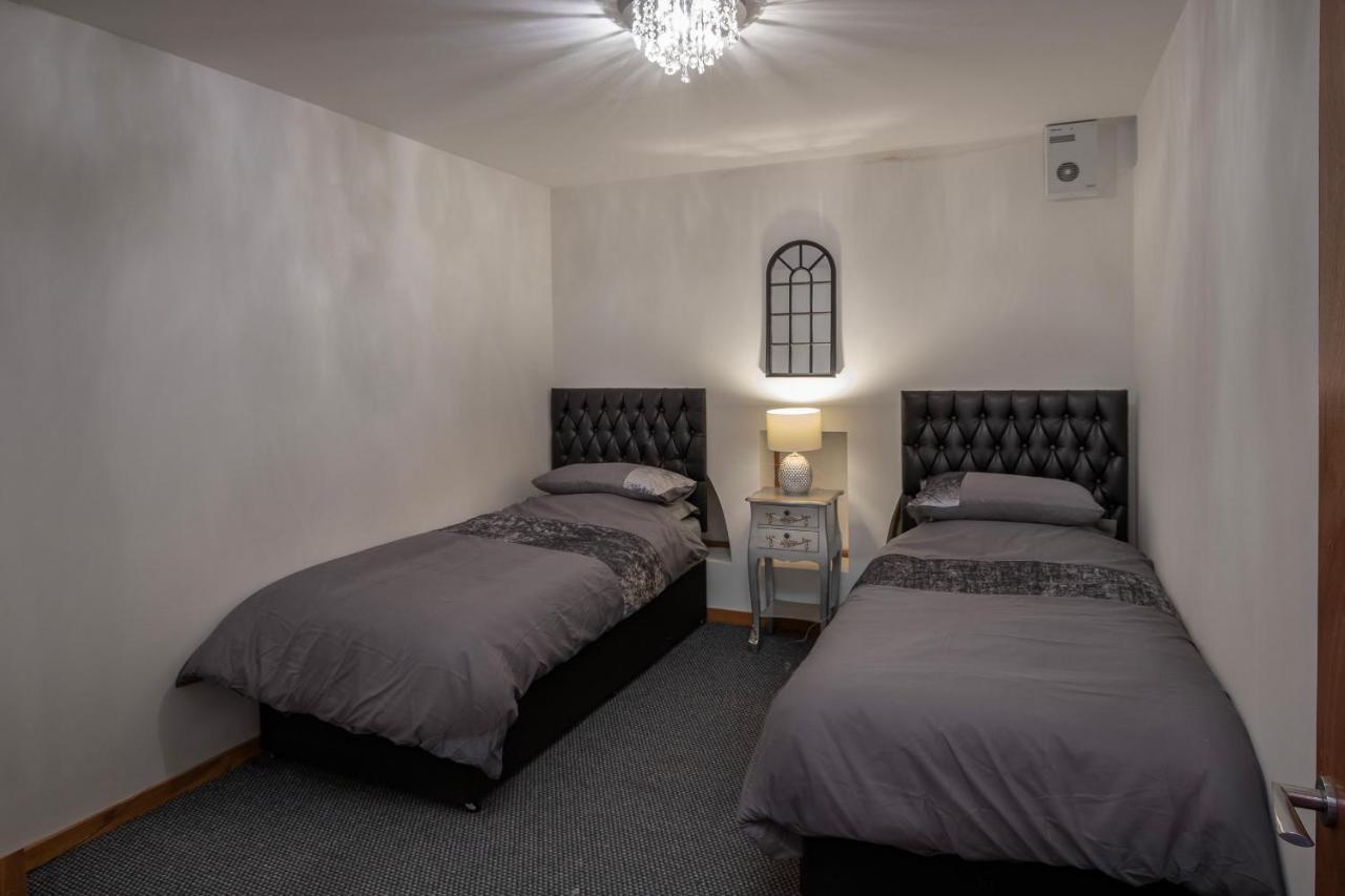 Elegant Church Conversion Close To Blackpool Tower Bagian luar foto