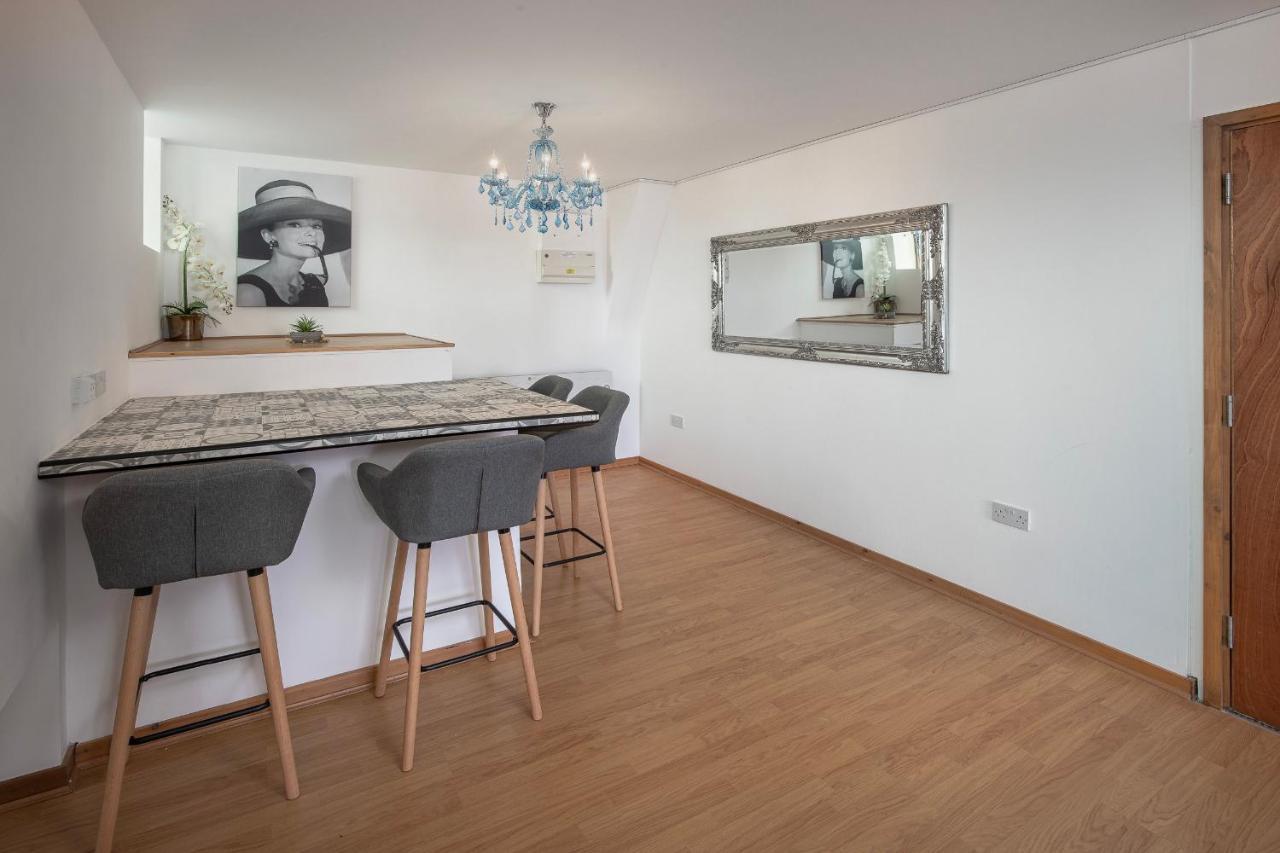 Elegant Church Conversion Close To Blackpool Tower Bagian luar foto